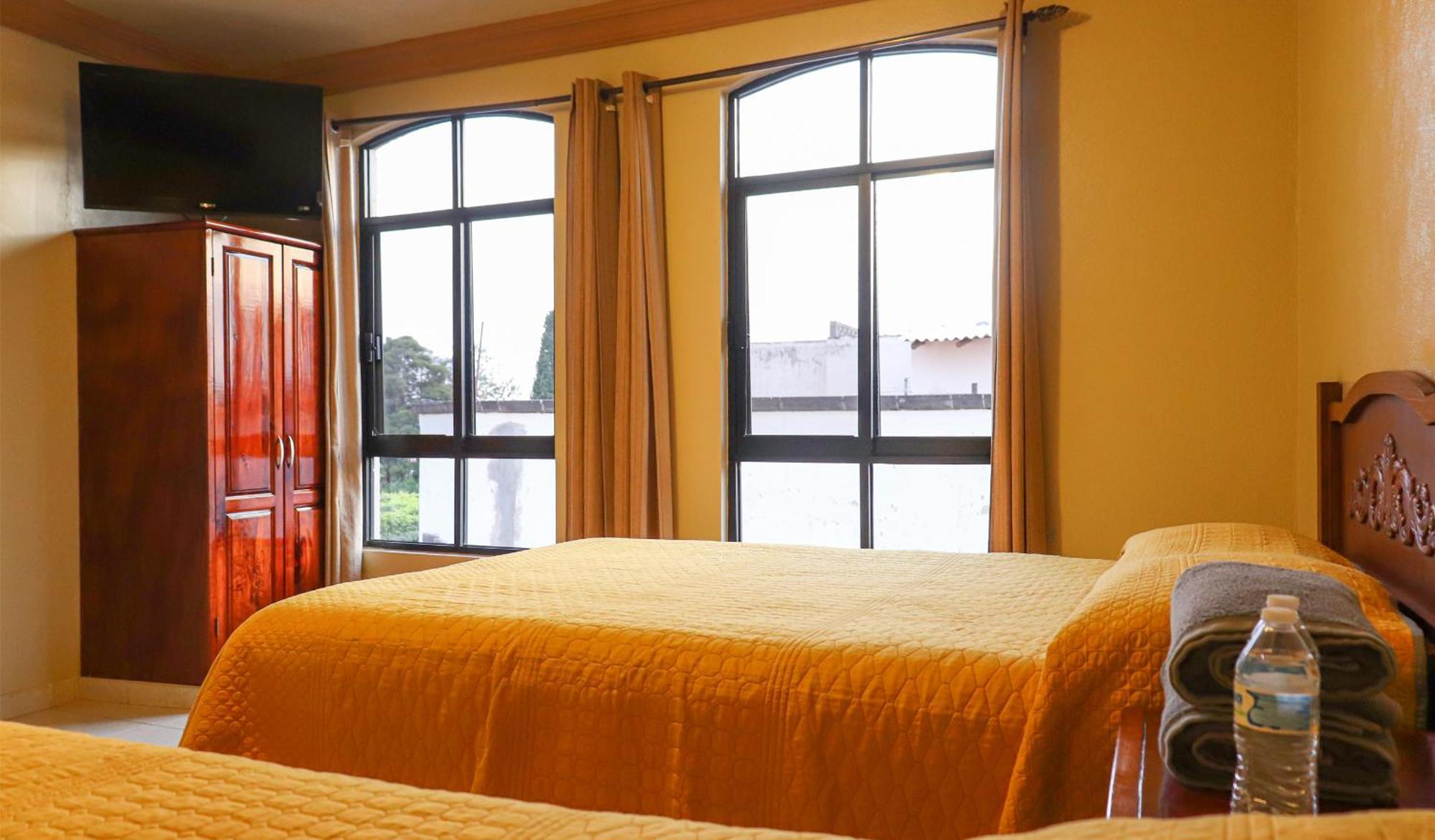 Hotel Coroneo מראה חיצוני תמונה